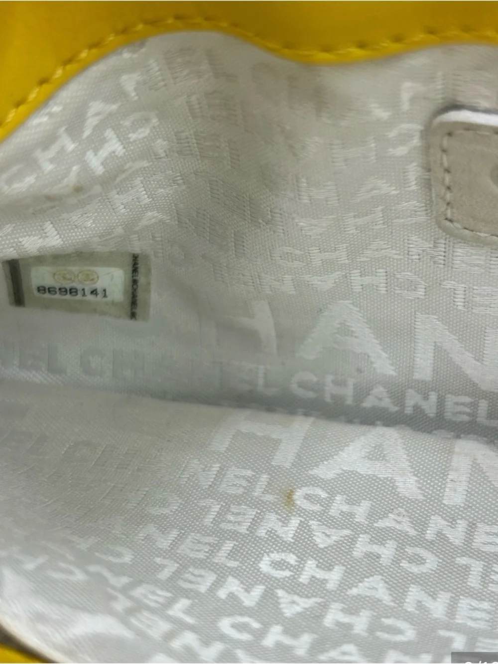Chanel patent leather floral embossed shoulder bag made in Italy